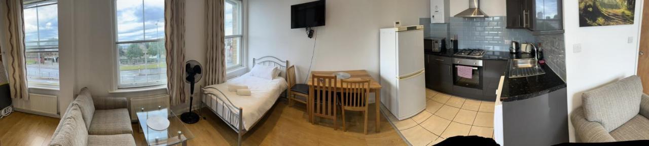 Entire Flat With View To River Yare, H 1 Грейт-Ярмут Экстерьер фото